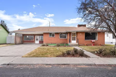 2707 N Lee St, Spokane, WA 99207