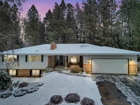 1318 W Crestwood Ct, Spokane, WA 99218