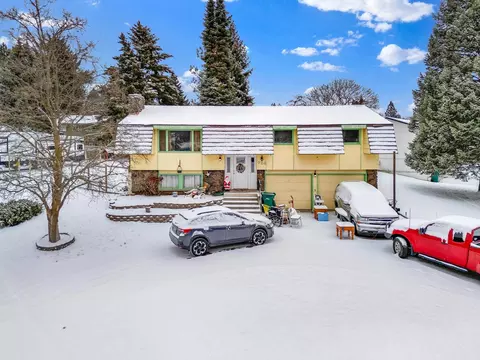 724 W Elwood Dr, Spokane, WA 99218