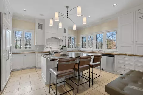 Kitchen - 749 E 23rd Ave, Spokane, WA 99203 photo 1 of 5