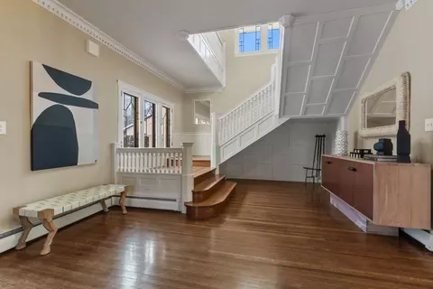 Entry Way - 749 E 23rd Ave, Spokane, WA 99203 photo 3 of 6