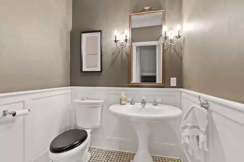 Bath - 749 E 23rd Ave, Spokane, WA 99203 photo 1 of 7