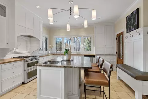 Kitchen - 749 E 23rd Ave, Spokane, WA 99203 photo 5 of 5