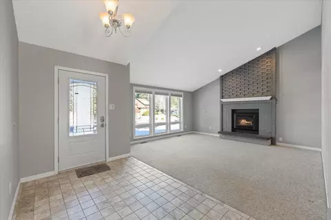 5722 E 15th Ave, Spokane Valley, WA 99212 photo 2