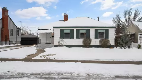 2615 W Upton Ave, Spokane, WA 99205