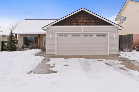 4317 E Peak Ln, Spokane, WA 99217