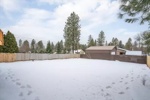 Exterior - 4235 E 11th Ave, Spokane, WA 99202 photo 8 of 13