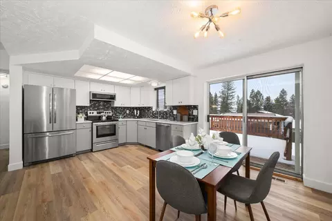 Kitchen - 4235 E 11th Ave, Spokane, WA 99202 photo 4 of 6