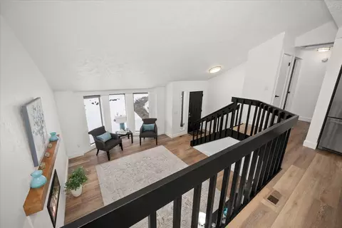 Entry Way - 4235 E 11th Ave, Spokane, WA 99202 photo 2 of 2
