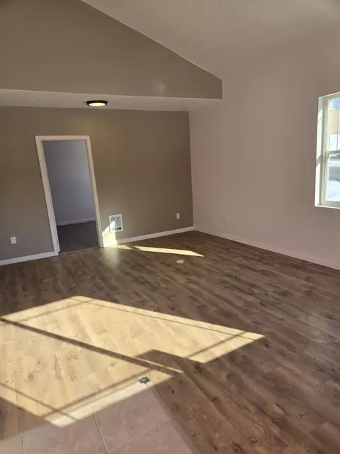 2929 E Jackson St, Spokane, WA 99207 photo 6