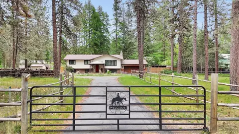 27714 N Bear Lake Rd, Chattaroy, WA 99003