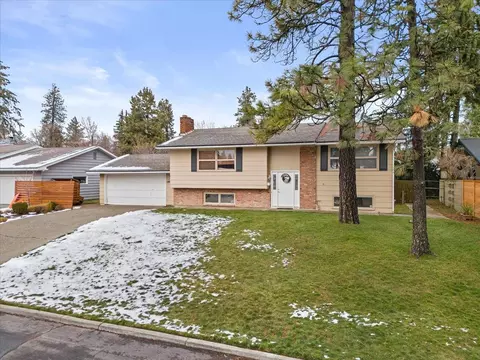 1325 E 35th Ave, Spokane, WA 99203 photo 2