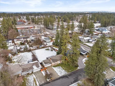 1325 E 35th Ave, Spokane, WA 99203 photo 37