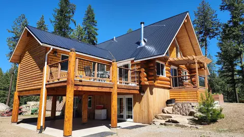 295 301 Suther Ln, Elk, WA 99009