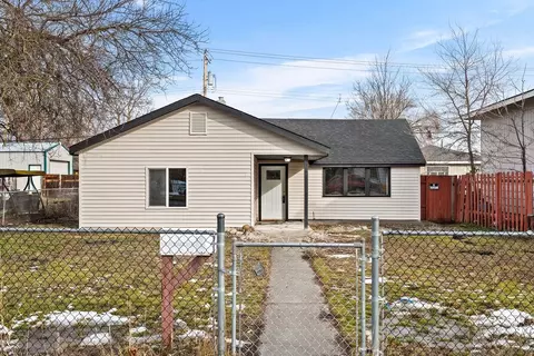 2931 E Columbia Ave, Spokane, WA 99208