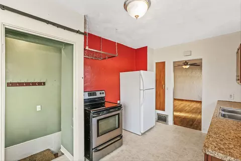 Kitchen - 904 E Heroy Ave, Spokane, WA 99207 photo 2 of 2