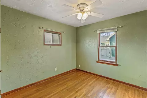 Bedroom - 904 E Heroy Ave, Spokane, WA 99207 photo 2 of 6