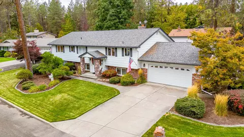 15421 N Fircrest Cir, Spokane, WA 99208