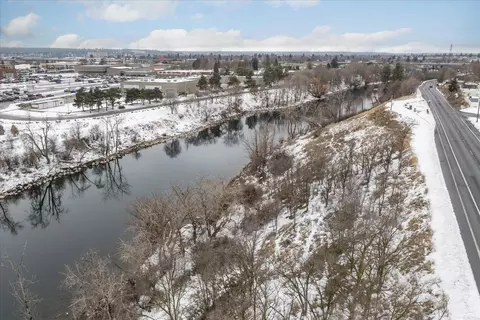 View/Area - 3903 E Upriver Dr, Spokane, WA 99217 photo 4 of 5