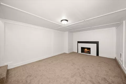 Living - 3903 E Upriver Dr, Spokane, WA 99217 photo 8 of 8
