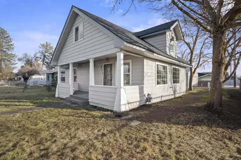 1404 E Nebraska Ave, Spokane, WA 99208