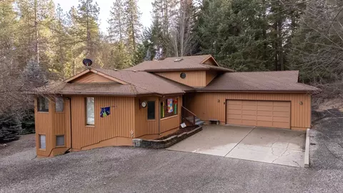 23621 N Whispering Pines Rd, Colbert, WA 99005