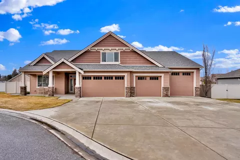 16614 E 10th Ln, Spokane Valley, WA 99037