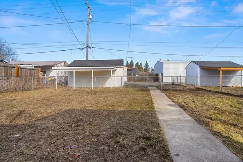 817 E Rowan Ave, Spokane, WA 99207 photo 21
