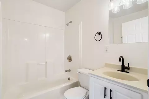 817 E Rowan Ave, Spokane, WA 99207 photo 13