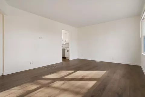 817 E Rowan Ave, Spokane, WA 99207 photo 3