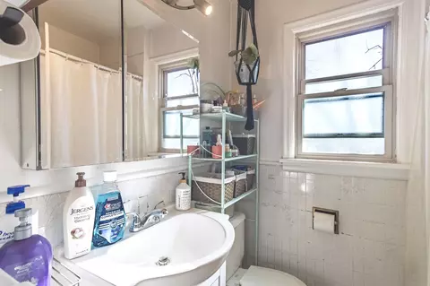 2118 E Marshall Ave, Spokane, WA 99207 photo 8