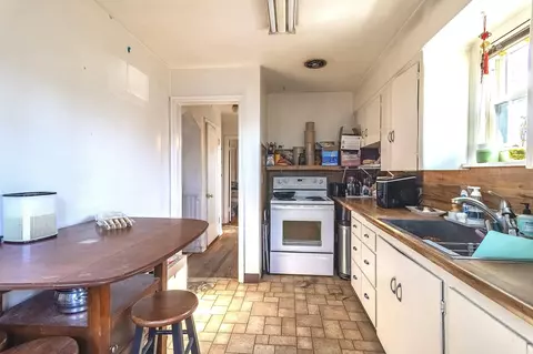 2118 E Marshall Ave, Spokane, WA 99207 photo 7