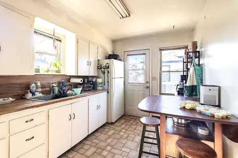 2118 E Marshall Ave, Spokane, WA 99207 photo 6