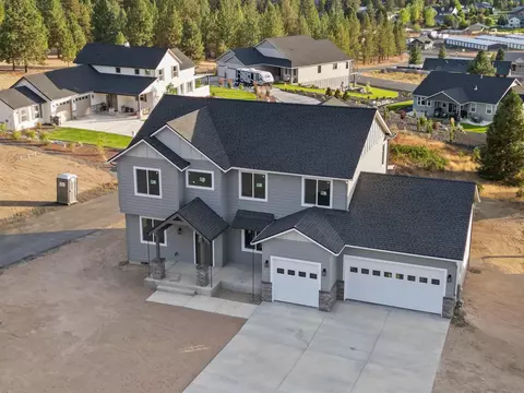 60870 Westview Dr, Nine Mile Falls, WA 99026