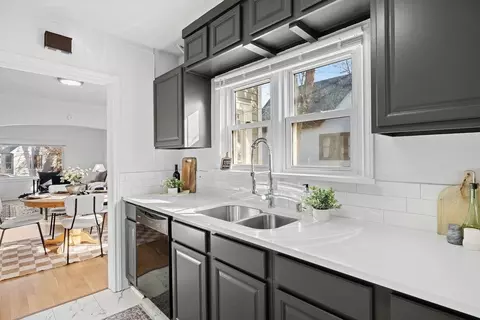 Kitchen - 414 E 8th Ave, Spokane, WA 99202 photo 4 of 5
