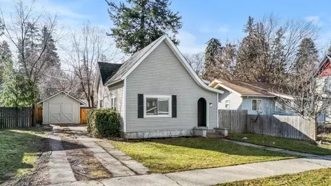 Exterior - 414 E 8th Ave, Spokane, WA 99202 photo 2 of 4