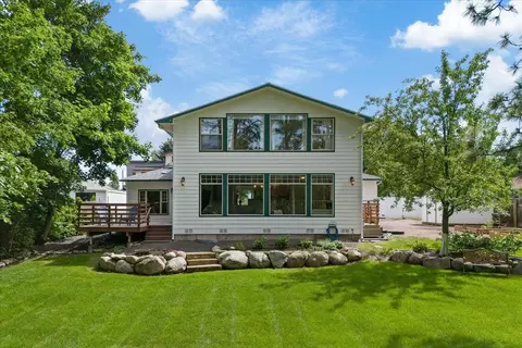 8927 E South Riverway Ave, Millwood, WA 99212