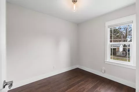 Bedroom - 1011 E 36th Ave, Spokane, WA 99203 photo 2 of 3
