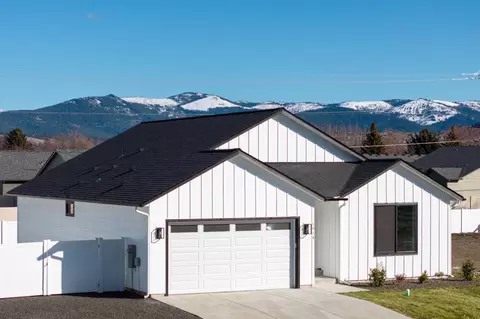 1914 N Donwood Ln, Spokane Valley, WA 99016