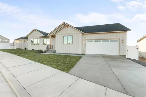 1807 N Arties Dr, Spokane Valley, WA 99016