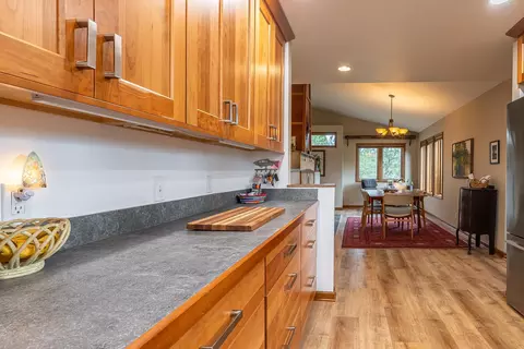 Kitchen - 4249 E 20th Ave, Spokane, WA 99223 photo 4 of 4