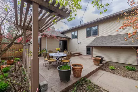 Exterior - 4249 E 20th Ave, Spokane, WA 99223 photo 4 of 11