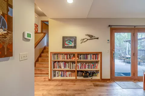 Entry Way - 4249 E 20th Ave, Spokane, WA 99223 photo 2 of 2