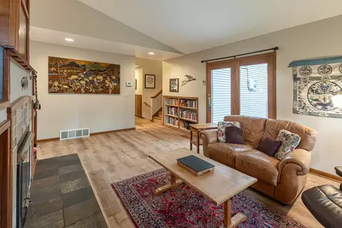 Living - 4249 E 20th Ave, Spokane, WA 99223 photo 3 of 5