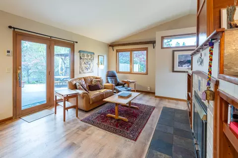 Living - 4249 E 20th Ave, Spokane, WA 99223 photo 1 of 5