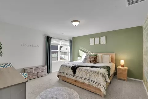 Bedroom - 17127 N Perry St, Colbert, WA 99005 photo 1 of 5