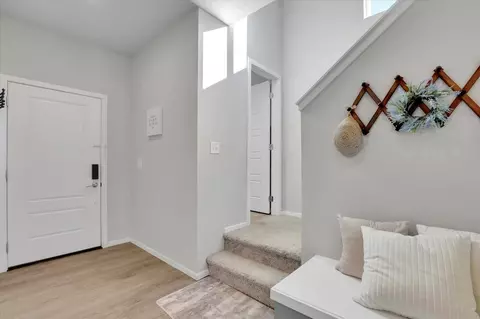 Entry Way - 17127 N Perry St, Colbert, WA 99005 photo 2 of 2