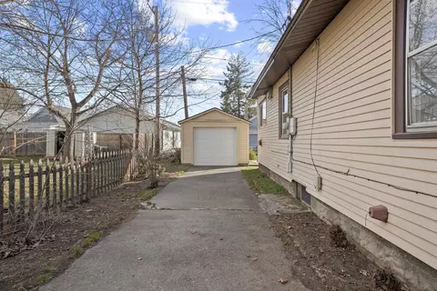 Exterior - 28 E Rockwell Ave, Spokane, WA 99207 photo 8 of 10