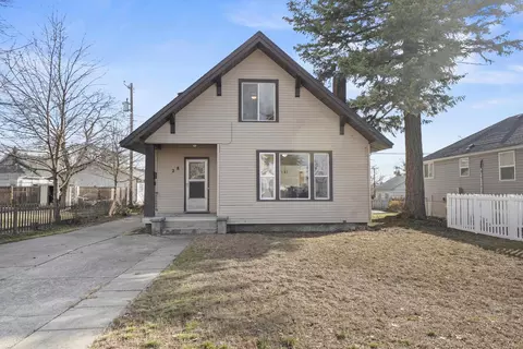 Exterior - 28 E Rockwell Ave, Spokane, WA 99207 photo 2 of 10