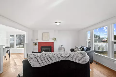 Living - 28 E Rockwell Ave, Spokane, WA 99207 photo 2 of 4